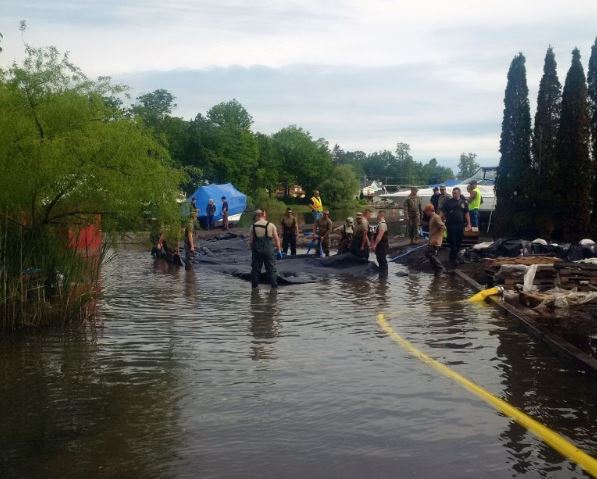 Extreme Conditions and Challenges During High Water Levels on Lake